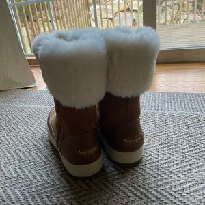 Koolaburra Ugg worn 1 time